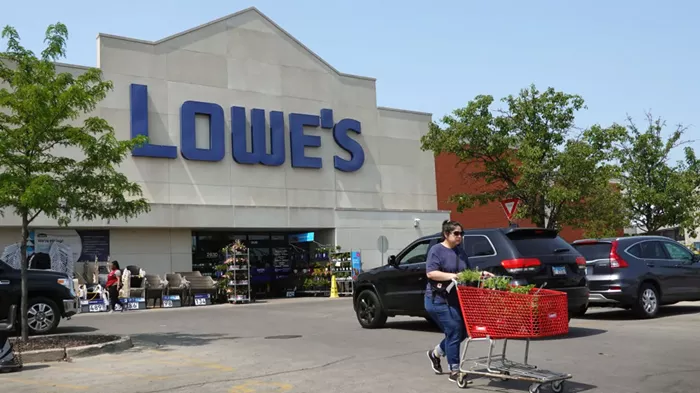 Lowes-Doubles-Down-on-DIY-Customers-With-AI-Loyalty-and-In-Store-Expertise-Strategy.jpg